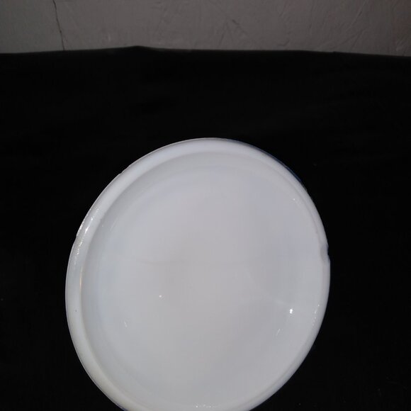 Vintage Milk Glass Vase Indiana Glass Company's "Colony Harvest - Picture 7 of 9